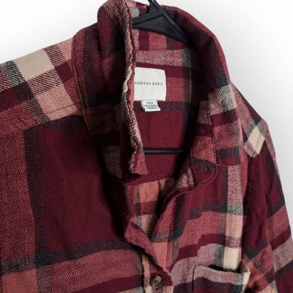 American Eagle Women's Plaid Button Down Flannel with Chest Pocket Red size Smal - Picture 3 of 6